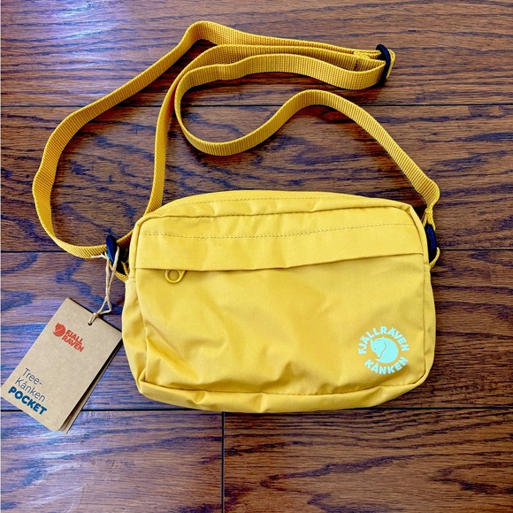 Fjallraven Tree-Kanken Pocket in Maple🍁 Yellow - Picture 2 of 7